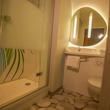 Hotel Ibis Budget Porte De Camargue 2*